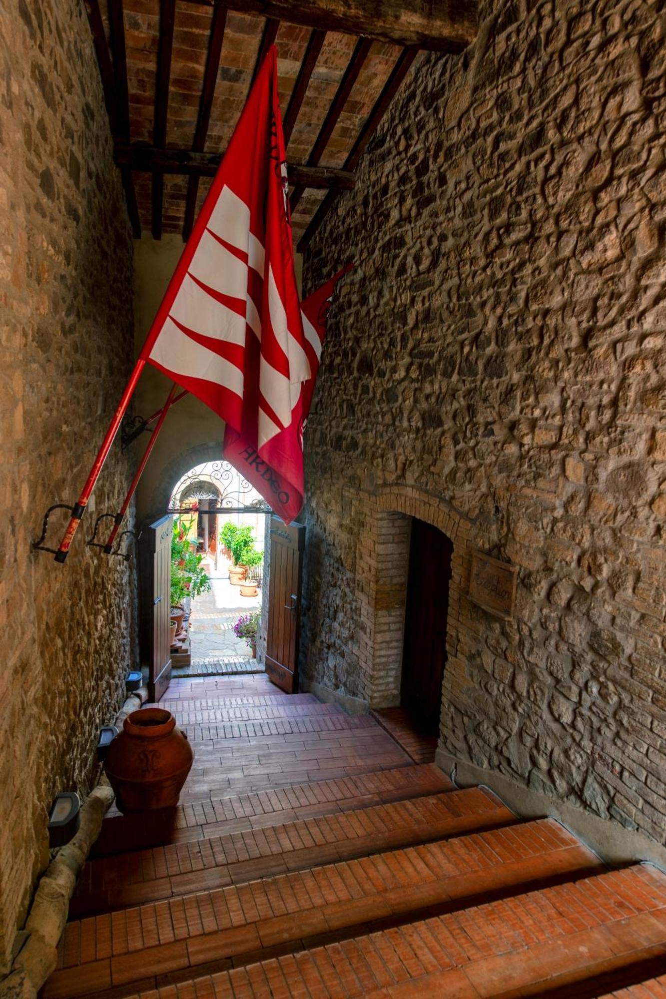 Il Palazzo Del Cardinale Bed and Breakfast Montalcino Eksteriør billede