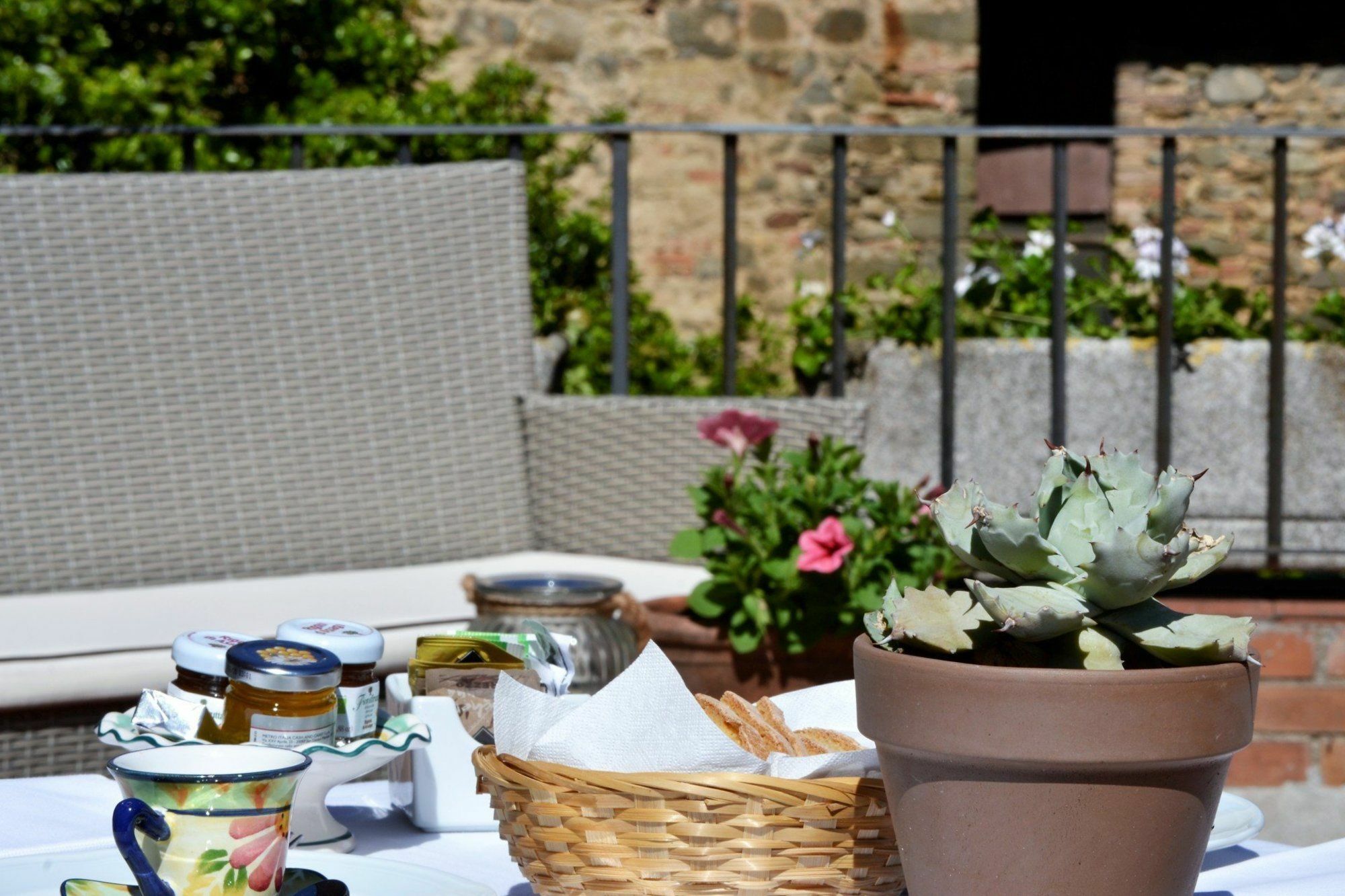 Il Palazzo Del Cardinale Bed and Breakfast Montalcino Eksteriør billede